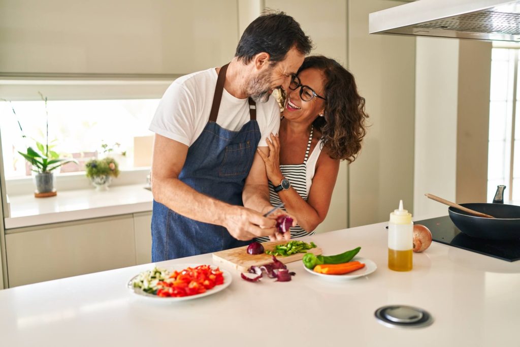 Cooking with someone is one of 100 things to make you happy